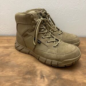 Tactical boots